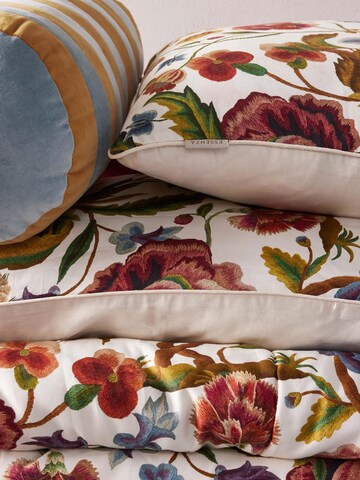 ESSENZA Tagesdecke 'Roselina' (GOTS) in Beige