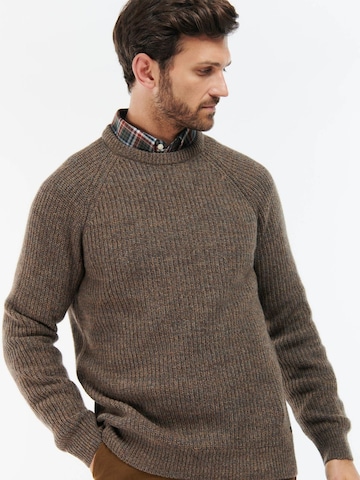 Barbour Trui in Bruin