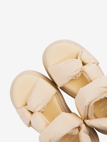 BRONX Sandalen met riem 'Bru-Te' in Beige