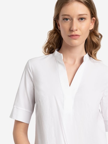 MORE & MORE - Blusa en blanco