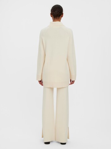 VERO MODA Regular Hose 'Gold' in Beige