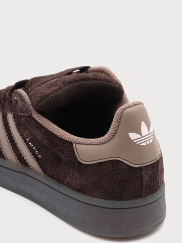 ADIDAS ORIGINALS Ниски маратонки 'Campus 00s' в кафяво