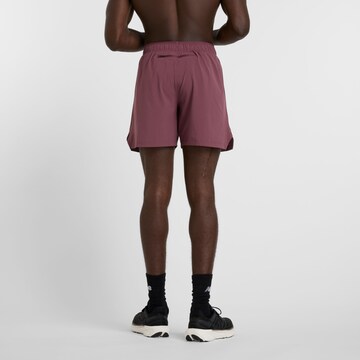 Regular Pantalon de sport new balance en violet
