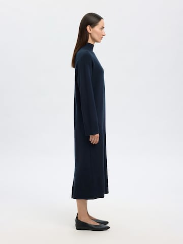 SELECTED Knitted dress 'SLFKAMMA' in Blue