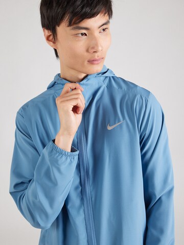 mėlyna NIKE Džemperis treniruotėms 'FORM'