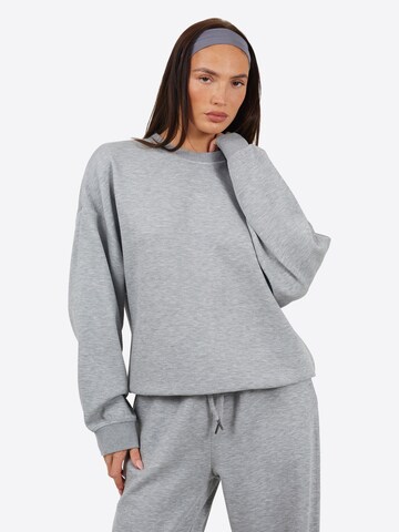 Felpa di BRAVE SOUL in grigio: frontale