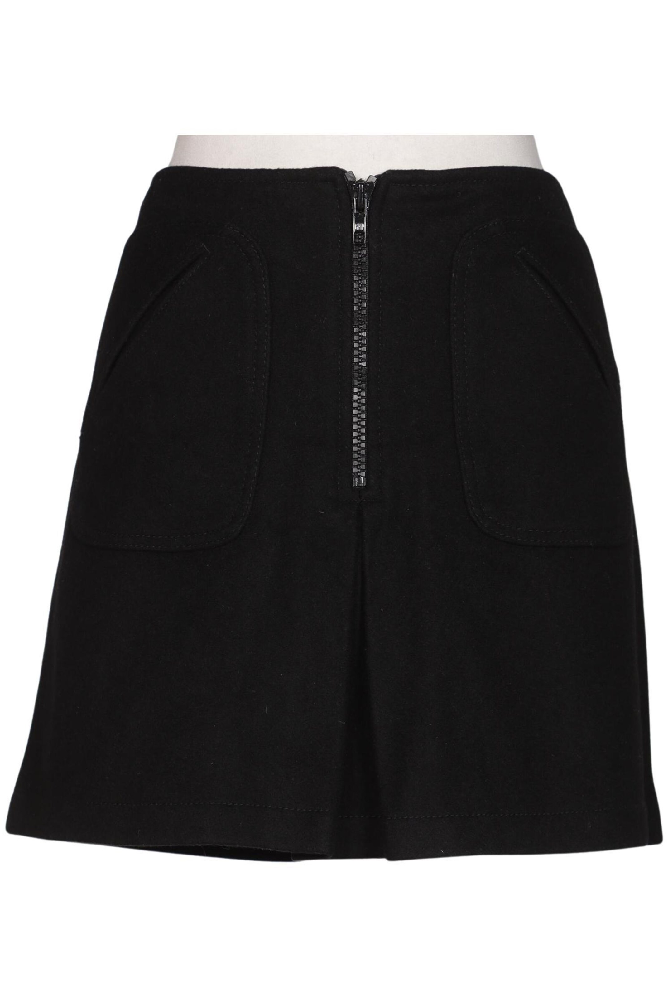 GAP Skirt in M in Black: front