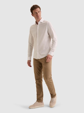 VANGUARD - Ajuste regular Camisa 'Elevated Knit shirt with widespread collar' en blanco