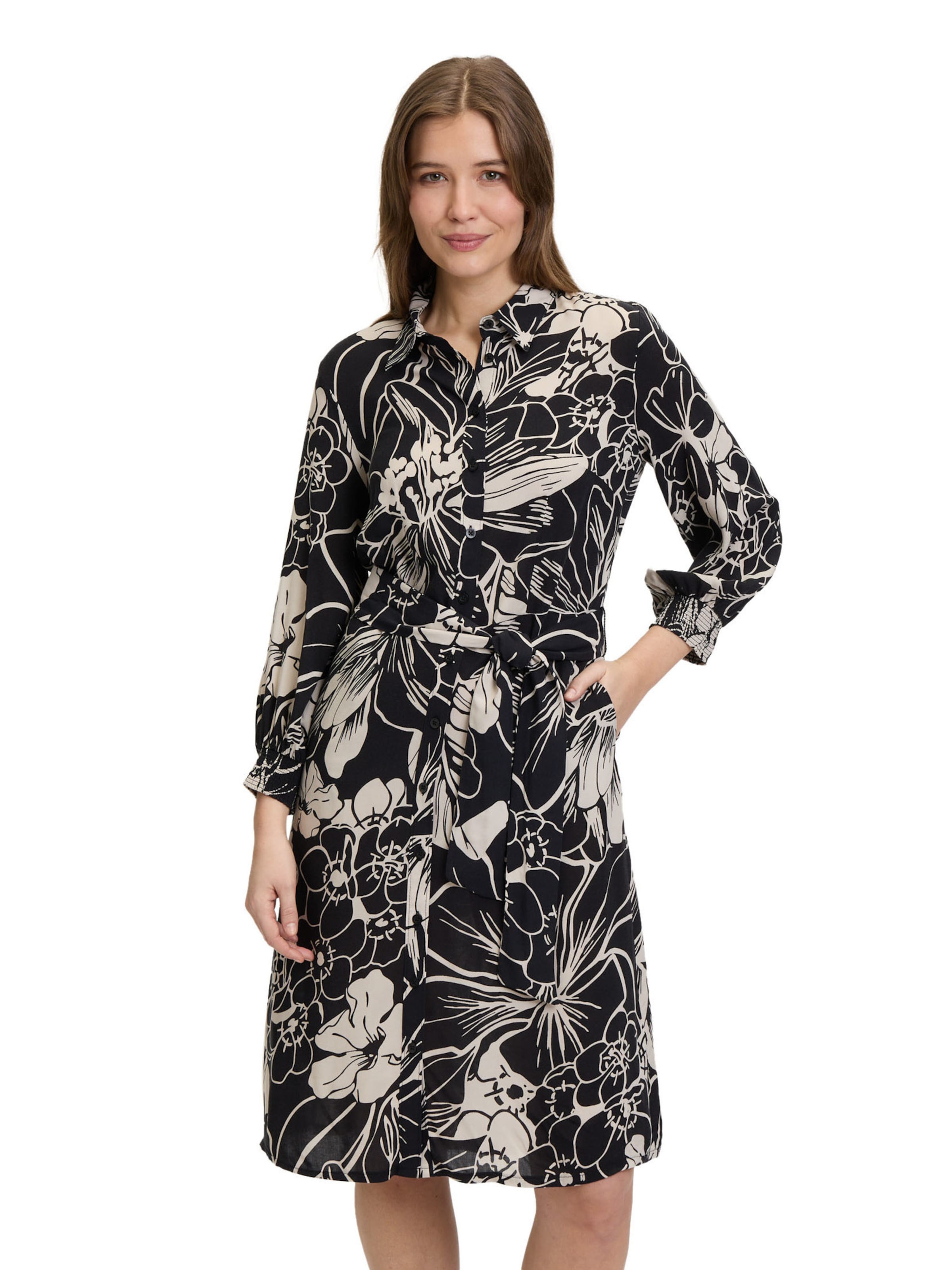 Betty Barclay Shirt dress in Black: front