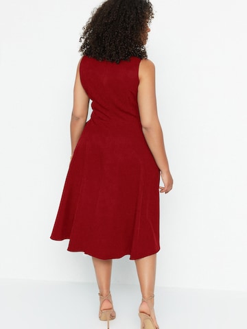 Abito di Trendyol Curve in rosso