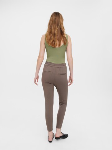 VERO MODA Tapered Bandplooibroek 'Eva' in Grijs