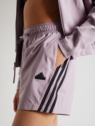 ADIDAS SPORTSWEAR - Regular Calças de desporto 'Future Icons Three Stripes ' em roxo