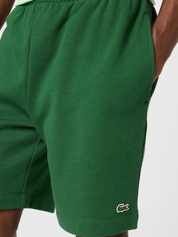 regular Pantaloni di LACOSTE in verde