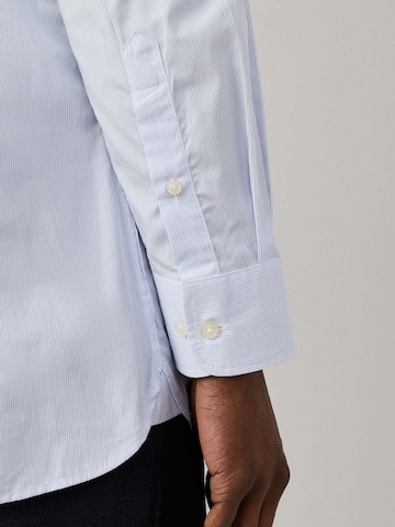 Coupe regular Chemise Hackett London en bleu
