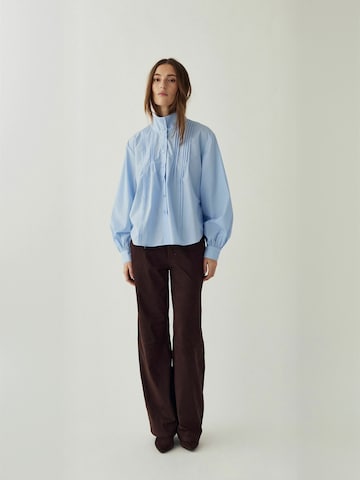 Tricou ' N-Maysyn ' de la Noella pe albastru