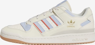 Baskets basses 'Forum' ADIDAS ORIGINALS en beige : devant