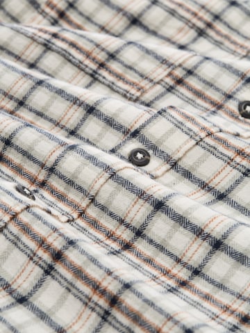 TOM TAILOR - Ajuste regular Camisa en blanco