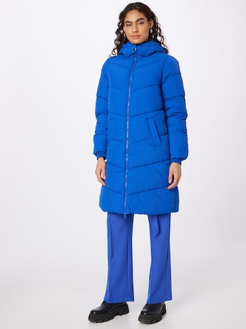 PIECES - Abrigo de invierno 'Jamilla' en azul: frente