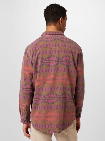 BDG Urban Outfitters Regular Fit Hemd in Rot