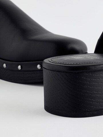 Next Clogs 'Forever Comfort' in Schwarz