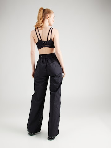 Wide Leg Pantalon à pince Nike Sportswear en noir