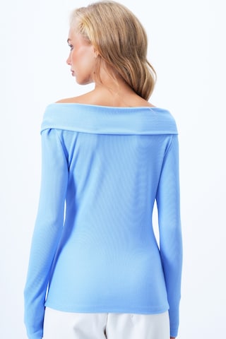 Tricou de la Trend Alaçatı Stili pe albastru