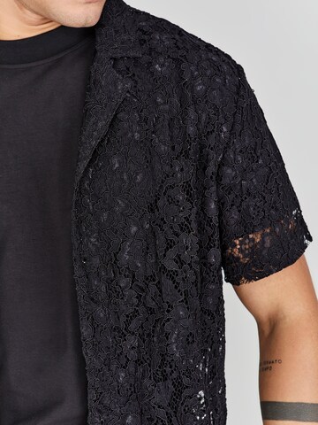 SikSilk Regular Fit Hemd in Schwarz