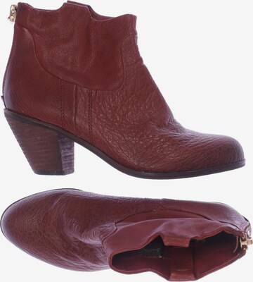 Sam Edelman Dress Boots in 38,5 in Red: front
