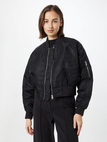 Calvin Klein Jeans Kevad-sügisjope, värv must: eest vaates