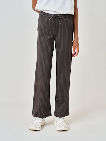 Pantalon Deeluxe en marron