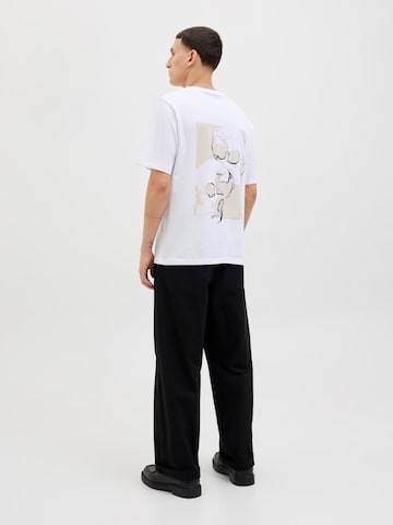 T-Shirt 'JJSKULLY' JACK & JONES en gris : devant