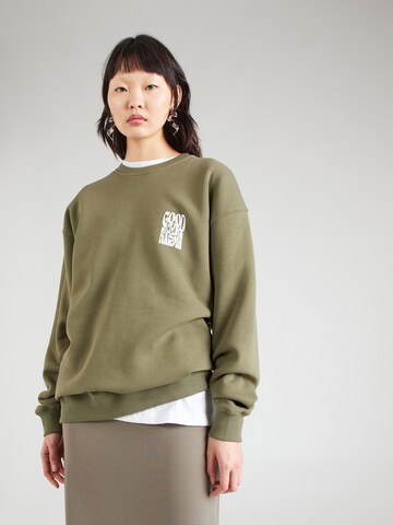 OH APRIL Sweatshirt in Green: front
