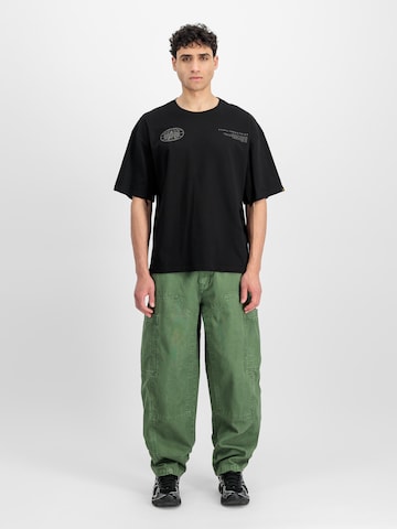 ALPHA INDUSTRIES T-shirt i svart