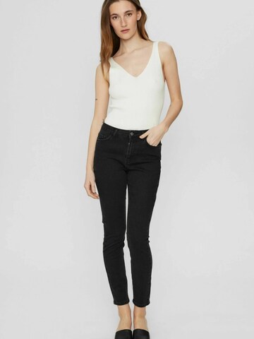 NÜMPH Regular Jeans 'NUSIDNEY' in Schwarz