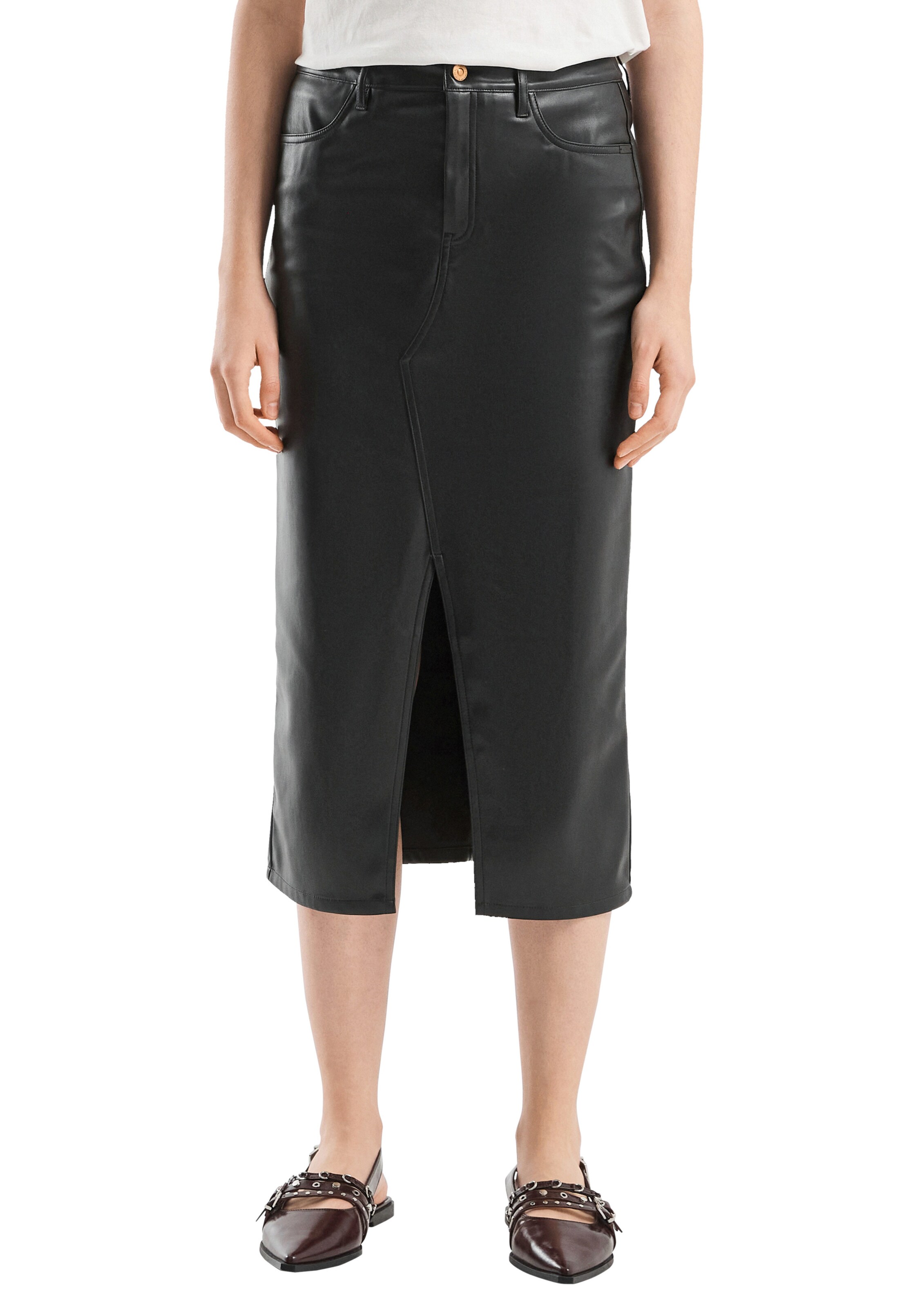 QS Skirt in Black: front