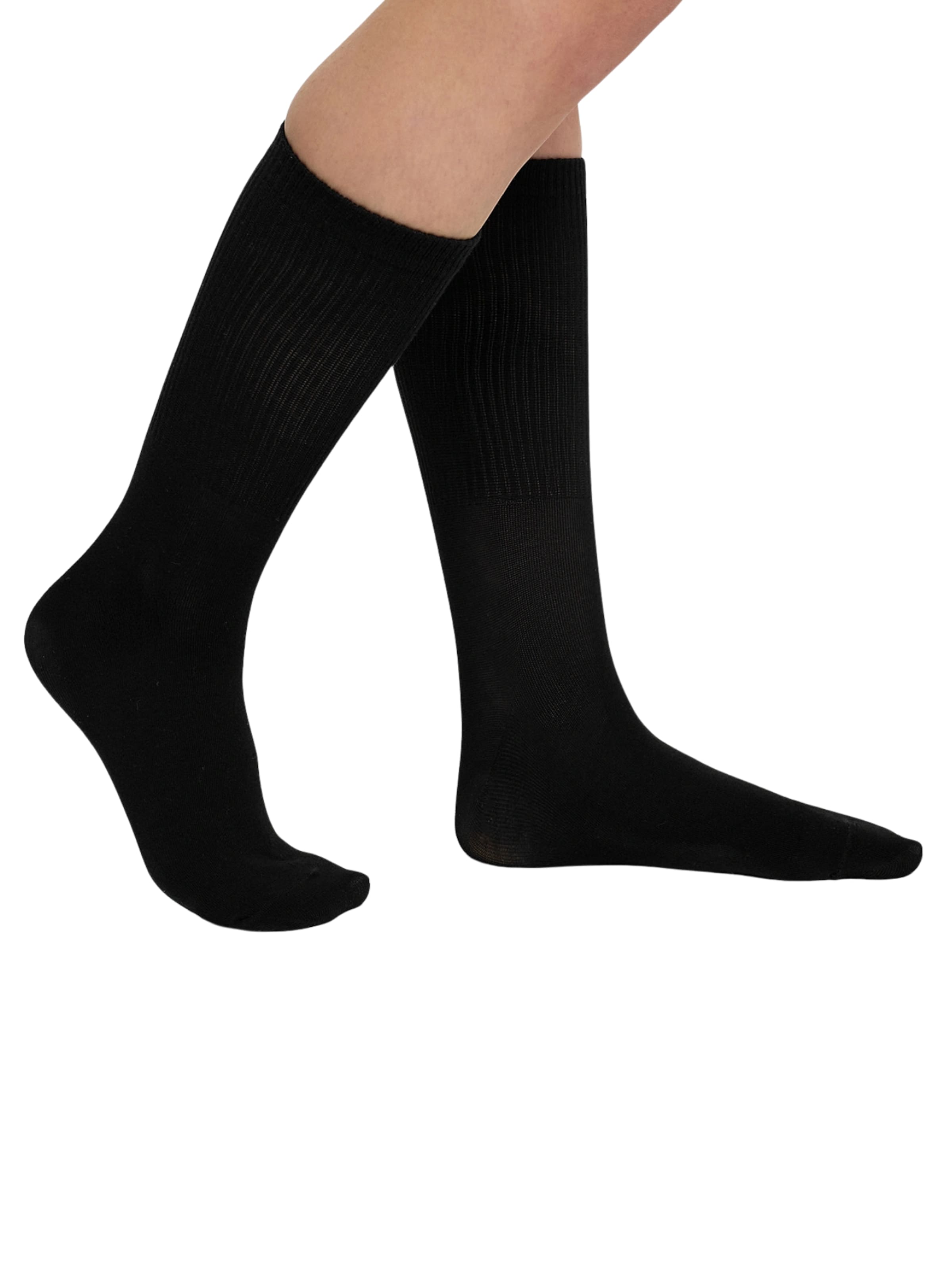 cfab (formerly creamy fabrics) Socken 'Lange Sportsocken | 4er Pack'‌‌‌‌ in Schwarz