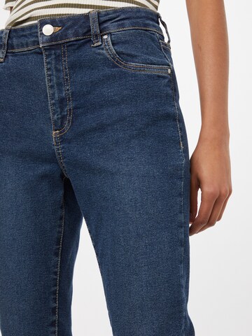 Cotton On Slimfit Jeans i blå