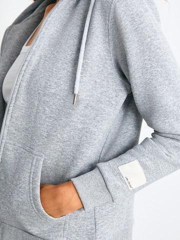 Giacca di felpa di Grimelange in grigio