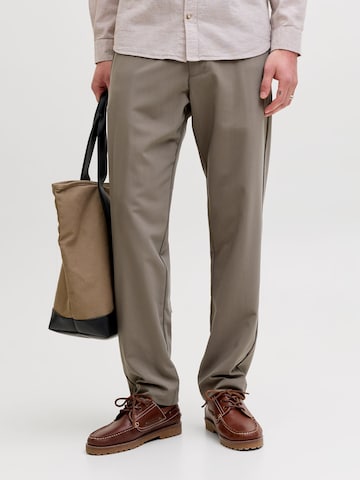 regular Pantaloni chino di JACK & JONES in marrone