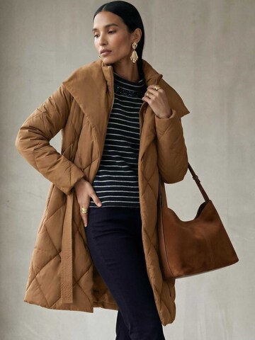 MADELEINE Tussenmantel in Bruin