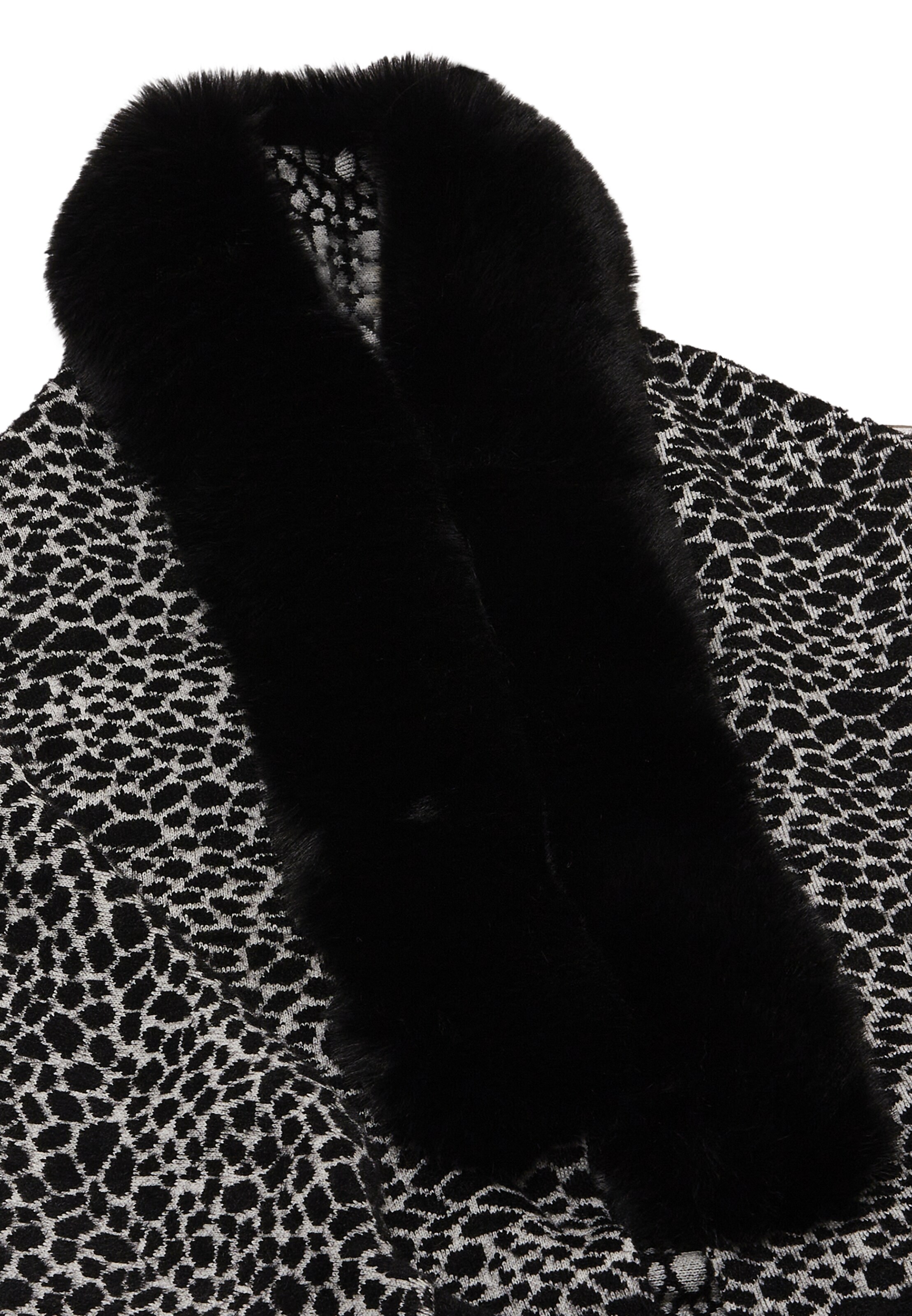 CHANI - Capa em preto