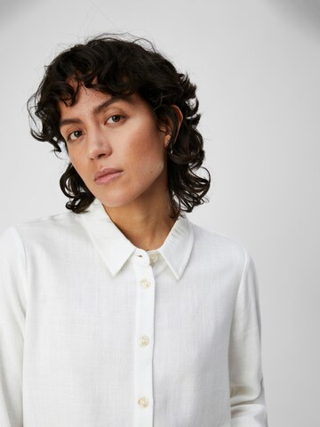 OBJECT - Blusa 'Sanne' en blanco