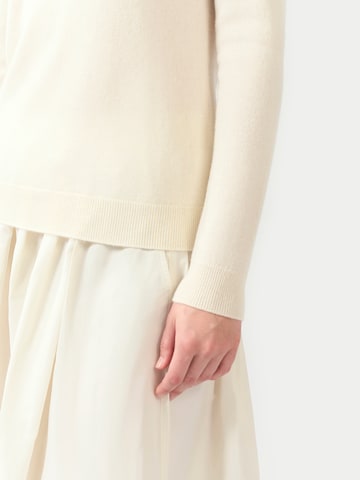 GOBI Cashmere Trui 'Women's Essential Cashmere Crewneck Sweater' in Wit