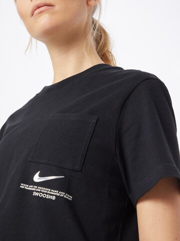 Tricou 'Swoosh' de la Nike Sportswear pe negru