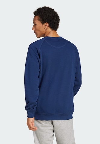 ADIDAS ORIGINALS Sweatshirt 'Trefoil Essentials' in Blauw