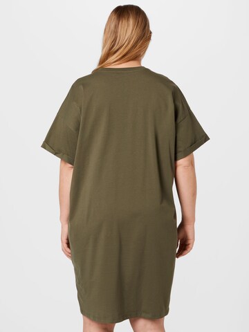 PIECES Curve - Vestido 'RIA' en verde