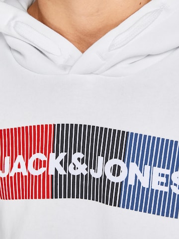 Jack & Jones Junior جينز مضبوط كنزة رياضية بلون أبيض