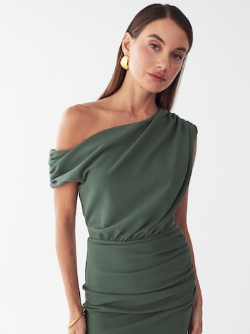 Rochie de seară 'Elidi' de la St MRLO pe verde