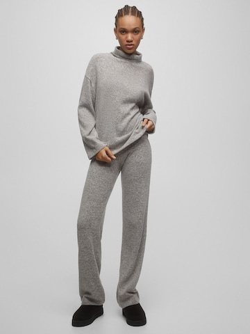 Pull&Bear Sweater in Grey