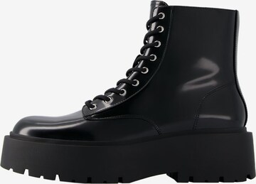 Bottines à lacets Bershka en noir